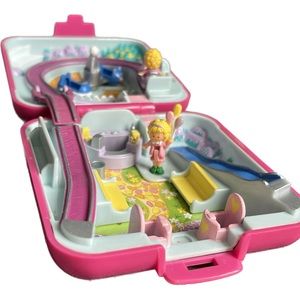 Vintage Polly Pocket World Carnival Fun Park 1989